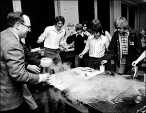 chemistry lab in 1970