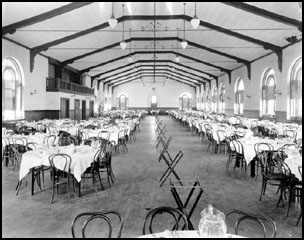 dining room in Harrison Hall